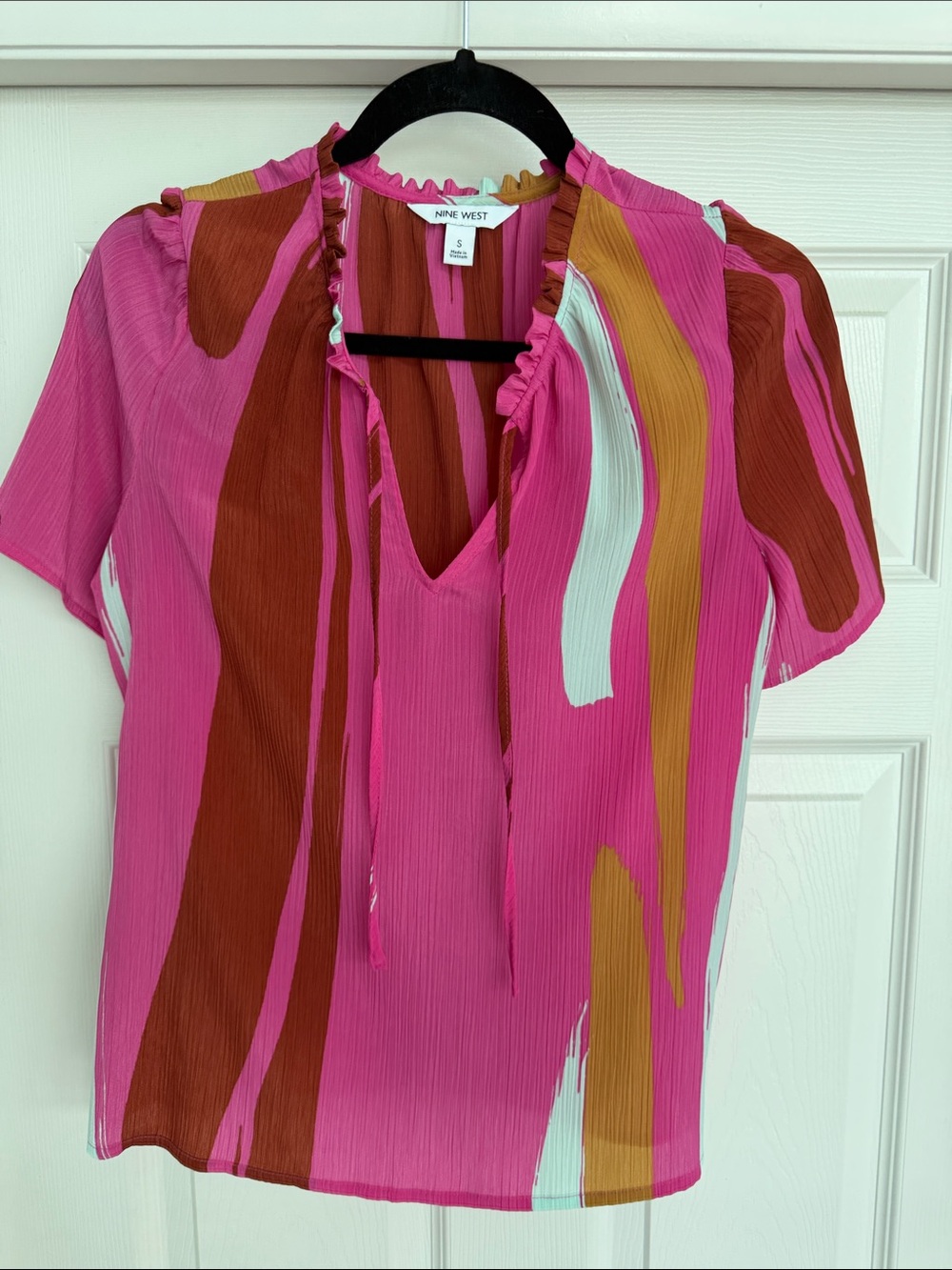 Nine West Bright Pink Abstract Ruffle V-Neck Blouse